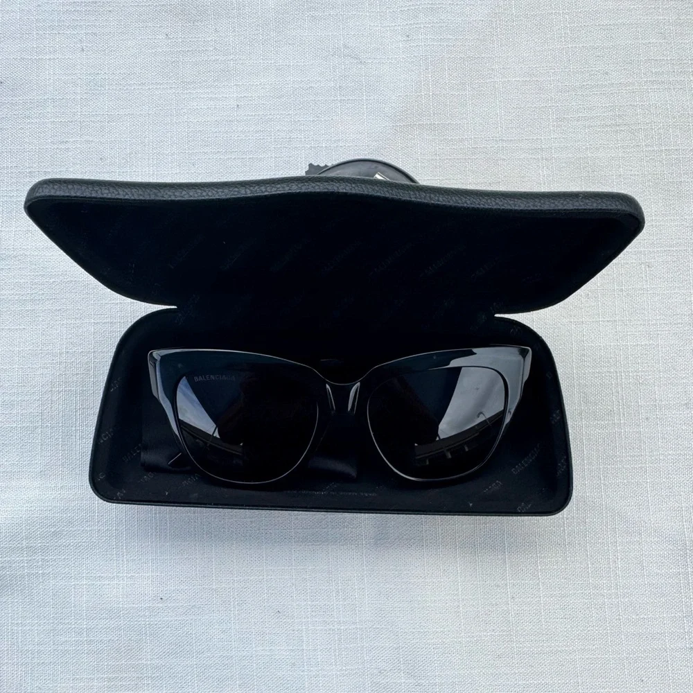 Balenciaga Wayfarer Sunglasses - Picture 15 of 15